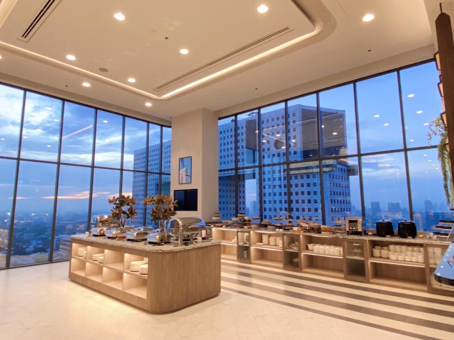 The Quarter Ratchayothin By Uhg Hotel Bangkok Bagian luar foto